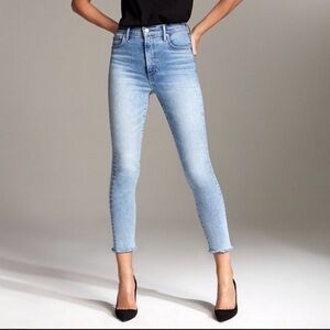 Aritzia Denim Forum Lola High Rise Skinny Crop Size 26